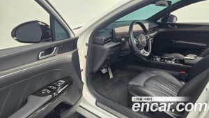 Kia K5 Signature 2024 года из Южной Кореи
