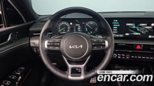 Kia K5 Signature 2024 года из Южной Кореи