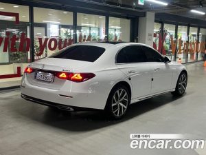 Mercedes-Benz E-Class E220d 4MATIC Exclusive 2024 года из Южной Кореи