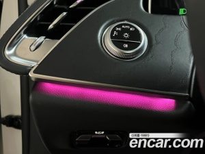 Mercedes-Benz E-Class E220d 4MATIC Exclusive 2024 года из Южной Кореи