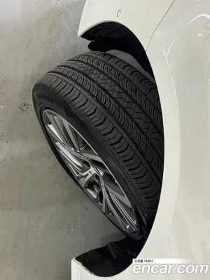 Mercedes-Benz E-Class E220d 4MATIC Exclusive 2024 года из Южной Кореи
