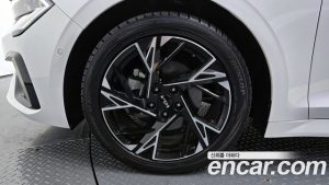 Kia K5 Noblesse 2024 года из Южной Кореи