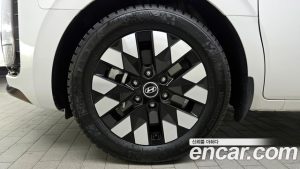 Hyundai Staria 4WD Lounge 9-Seater 2025 года из Южной Кореи