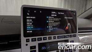 Hyundai Staria 4WD Lounge 9-Seater 2025 года из Южной Кореи