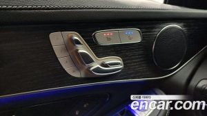 Mercedes-Benz GLC-Class GLC300 4MATIC Coupe 2023 года из Южной Кореи