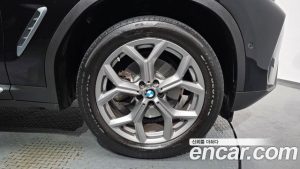 BMW X4 xDrive20i xLine 2023 года из Южной Кореи