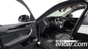 BMW X4 xDrive20i xLine 2023 года из Южной Кореи