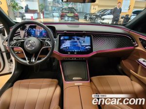 Mercedes-Benz E-Class E220d 4MATIC Exclusive 2024 года из Южной Кореи