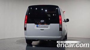 Hyundai Staria HEV 1.6 Tourer 9-Seater 2025 года из Южной Кореи