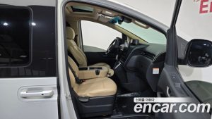 Hyundai Staria HEV 1.6 Tourer 9-Seater 2025 года из Южной Кореи