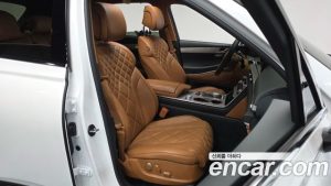 Genesis GV80 2.5T Бензин AWD 2024 года из Южной Кореи
