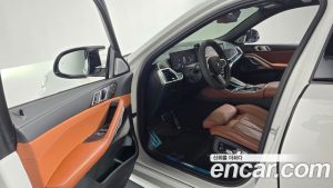 BMW X6 M60i 2024 года из Южной Кореи