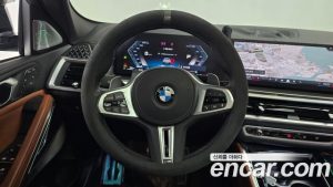 BMW X6 M60i 2024 года из Южной Кореи
