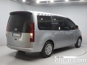 Hyundai Staria Tourer 9-Seater 2024 года из Южной Кореи