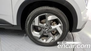 Hyundai Venue 1.6 Premium 2024 года из Южной Кореи