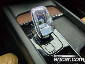Volvo V60 B5 ULTIMATE AWD 2023 года из Южной Кореи