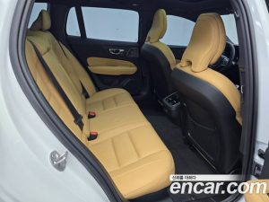 Volvo V60 B5 ULTIMATE AWD 2023 года из Южной Кореи