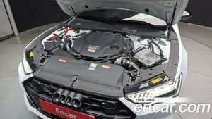 Audi A7 55 TFSI 4WD Premium 2024 года из Южной Кореи