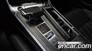 Audi A7 55 TFSI 4WD Premium 2024 года из Южной Кореи