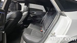 Audi A7 55 TFSI 4WD Premium 2024 года из Южной Кореи