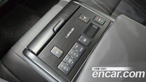 Lexus ES Luxury Plus 2023 года из Южной Кореи