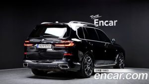 BMW X7 xDrive 40d M Sport 6 2023 года из Южной Кореи