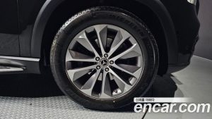 Mercedes-Benz GLE-Class GLE300d 4MATIC 2023 года из Южной Кореи