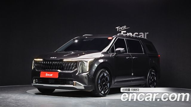 Kia Canival Бензин 7-Seater Signature 2025 года из Кореи