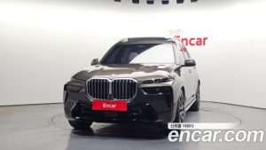 BMW X7 xDrive 40i M Sport 6 2023 года из Южной Кореи