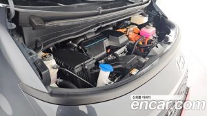 Hyundai Staria HEV 1.6 Wagon 5 2025 года из Южной Кореи