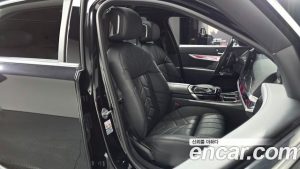 BMW 7-Series 740i sDrive M Sport 2023 года из Южной Кореи