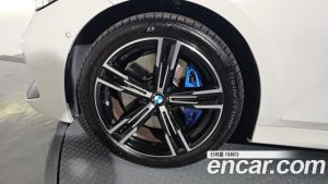 BMW 3-Series 320i M Sport 2025 года из Южной Кореи