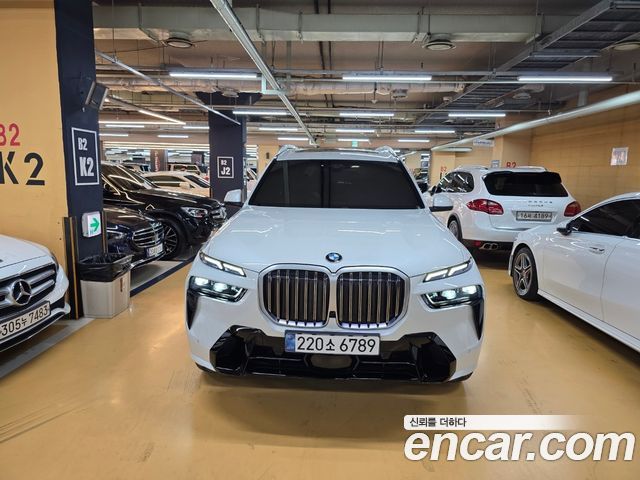 BMW X7 xDrive 40i M Sport 6 2025 года из Кореи