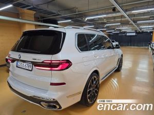 BMW X7 xDrive 40i M Sport 6 2025 года из Южной Кореи
