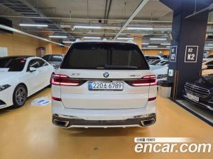 BMW X7 xDrive 40i M Sport 6 2025 года из Южной Кореи
