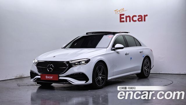 Mercedes-Benz E-Class E300 4MATIC AMG Line 2024 года из Кореи