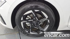 Kia K5 2.0 2024 года из Южной Кореи