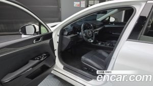 Kia K5 2.0 2024 года из Южной Кореи