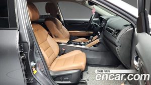 Renault-KoreaSamsung QM6 2.0 LPe RE 2WD 2024 года из Южной Кореи