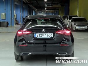 Mercedes-Benz A-Class A220 HATCHBACK 2025 года из Южной Кореи