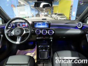 Mercedes-Benz A-Class A220 HATCHBACK 2025 года из Южной Кореи