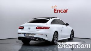 Mercedes-Benz E-Class E300d 4MATIC Coupe 2023 года из Южной Кореи
