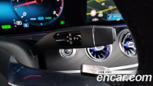 Mercedes-Benz E-Class E300d 4MATIC Coupe 2023 года из Южной Кореи