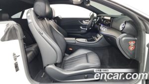 Mercedes-Benz E-Class E300d 4MATIC Coupe 2023 года из Южной Кореи
