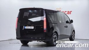 Hyundai Staria 4WD Lounge 7-Seater 2025 года из Южной Кореи