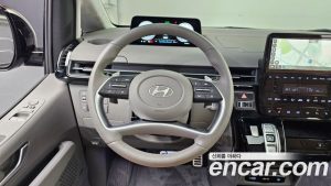 Hyundai Staria 4WD Lounge 7-Seater 2025 года из Южной Кореи