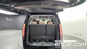 Hyundai Staria 4WD Lounge 7-Seater 2025 года из Южной Кореи