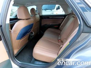 Hyundai Grandeur 2.5 Бензин 2WD 2025 года из Южной Кореи