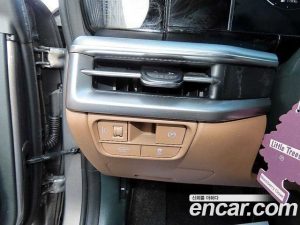 Hyundai Grandeur 2.5 Бензин 2WD 2025 года из Южной Кореи