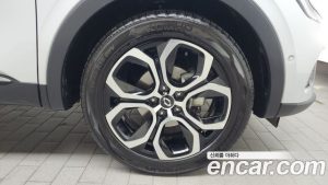 Renault-KoreaSamsung XM3 1.3 TCe RE Signature 2023 года из Южной Кореи